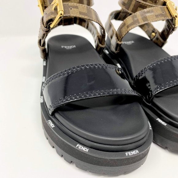 SANDALS Sandals in glossy black neoprene - Picture 3 of 7